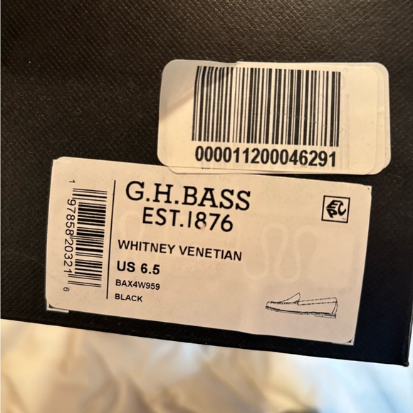 G.H. Bass Whitney Venetian Loafers - Picture 9 of 10